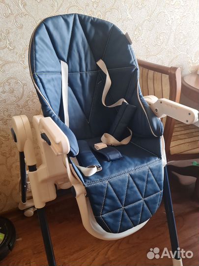 Стульчик для кормления capella