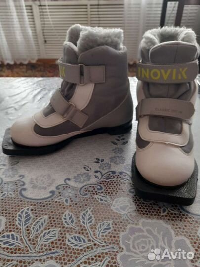 Лыжные ботинки детские 33 размер