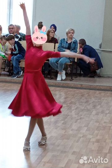 Рейтинговое платье для бальных танцев