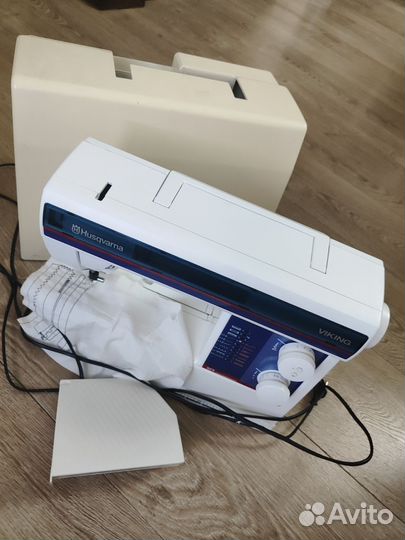 Швейная машина Husqvarna Viking 325