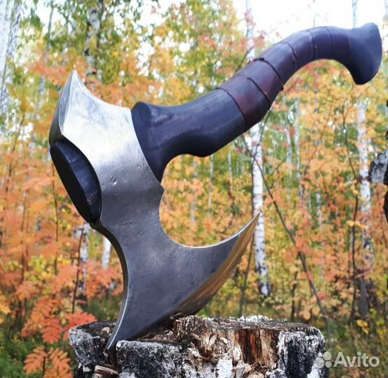 Подарочный топор ручной работы подарок ценителям