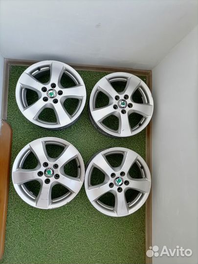 Продам диски skoda R15 5x100 ET45 6J