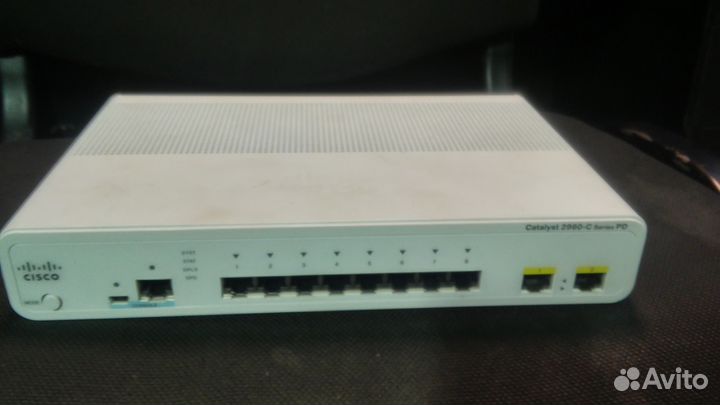 Cisco 2960-cpd-8tt-l