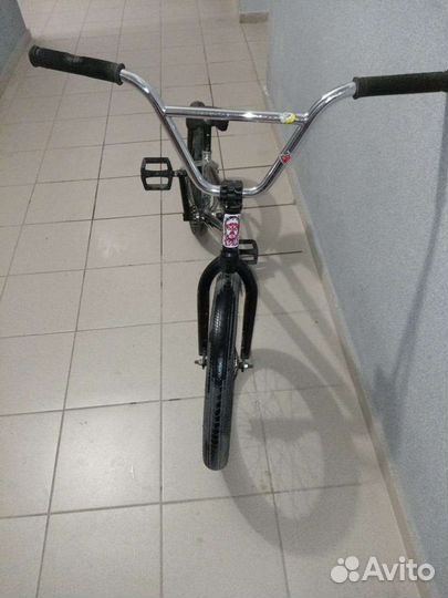 Трюковой велосипед BMX