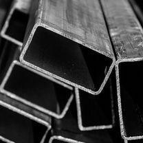 Профильная труба 40х20х2мм