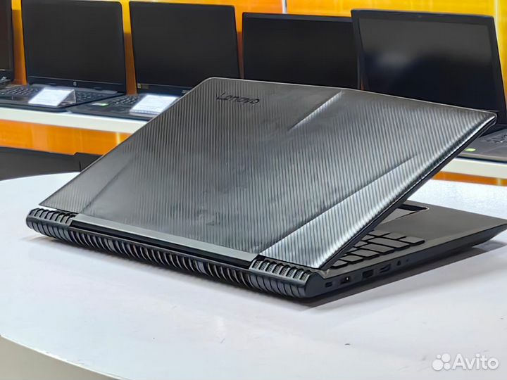 Игровой Lenovo 15.6''IPS Core i5 7Th 8Gb GTX1050