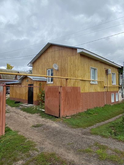 Дом 100 м² на участке 1 сот.