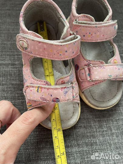 Сандали на девочку 24 размер