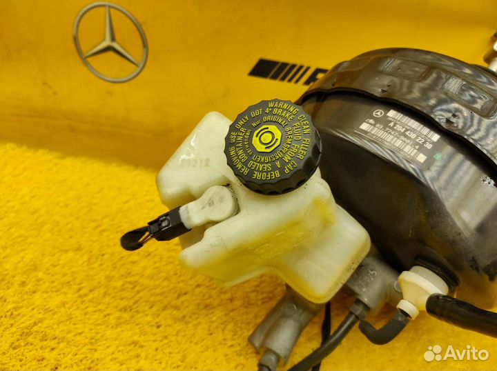 Вакуумный усилитель тормозов Mercedes-Benz W204