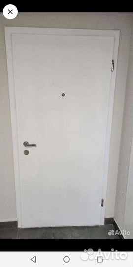 Дверь входная металлическая от застройщика