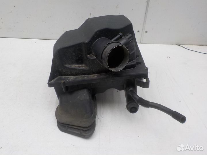 Б/У Корпус воздушного фильтра Opel Astra J 2010