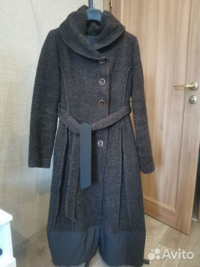 Пальто фирмы Сrea. 46р