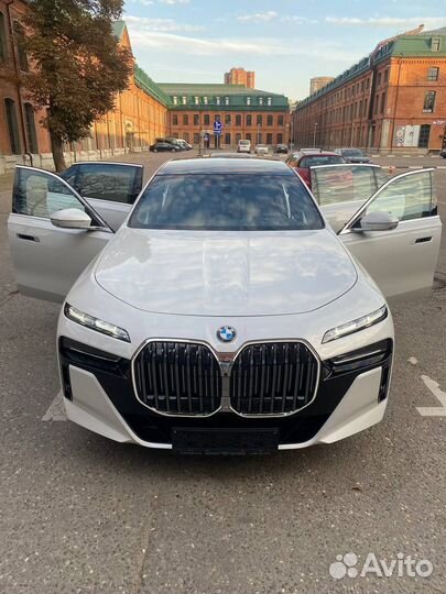 BMW 7 серия 3.0 AT, 2022, 72 км