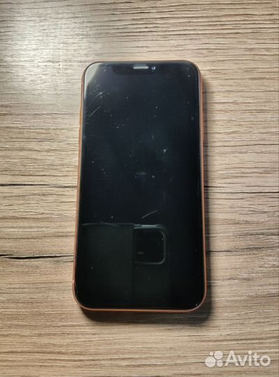 iPhone Xr, 64 ГБ