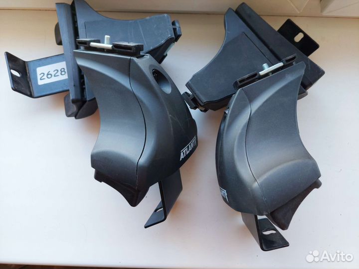 Крепления поперечин для крыши на Renault Arkana