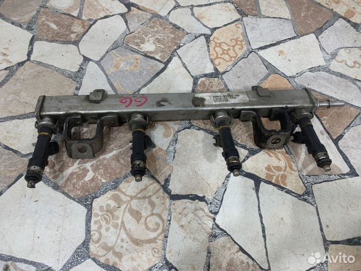 Топливная рампа (рейка) Mazda 6 седан 2.0 LF 2005