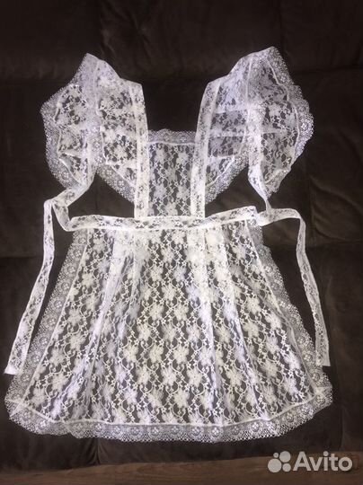 Белый школьный фартук