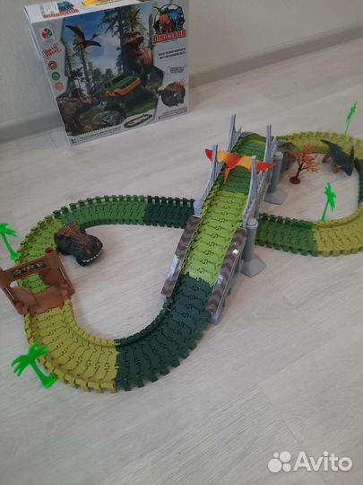 Трек. Трасса. Динозавр