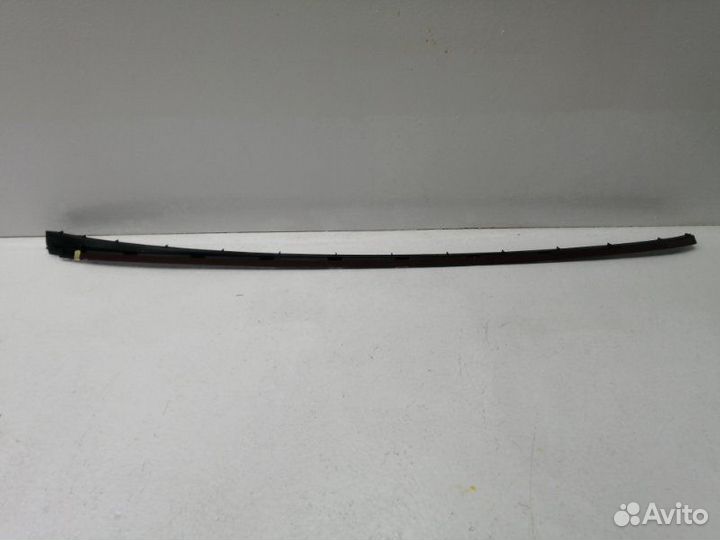 Молдинг лобового стекла передний правый Ford Focus