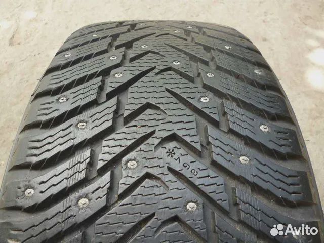 Nokian Tyres Hakkapeliitta 8 SUV 235/60 R17 106T