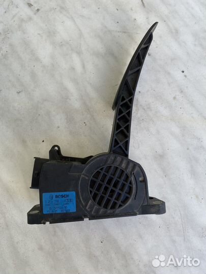 Электронная педаль газа priora