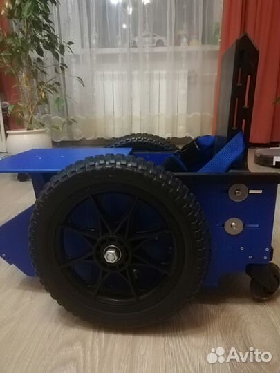 Инвалидная коляска