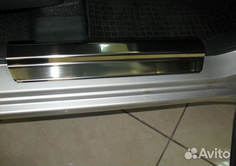 Накладки на пороги Suzuki Swift I 5d 2004-2010