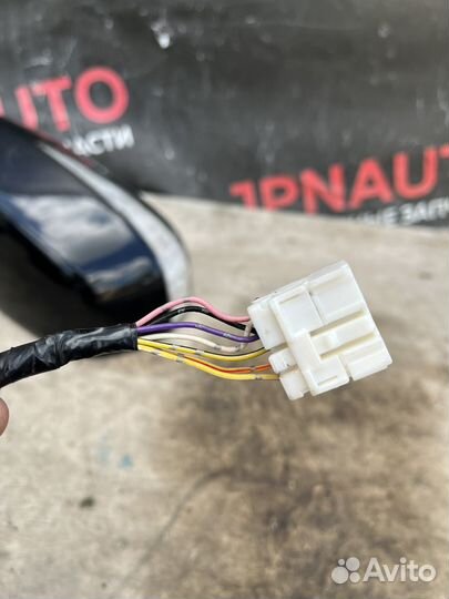 Зеркало левое Honda Civic 4D