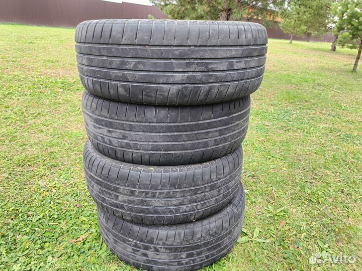 Bridgestone Turanza T005 215/60 R16 95V