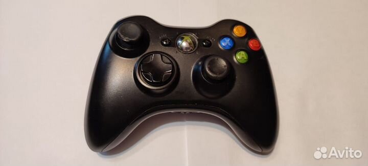 Игровая приставка Microsoft Xbox 360 E + 6 игр