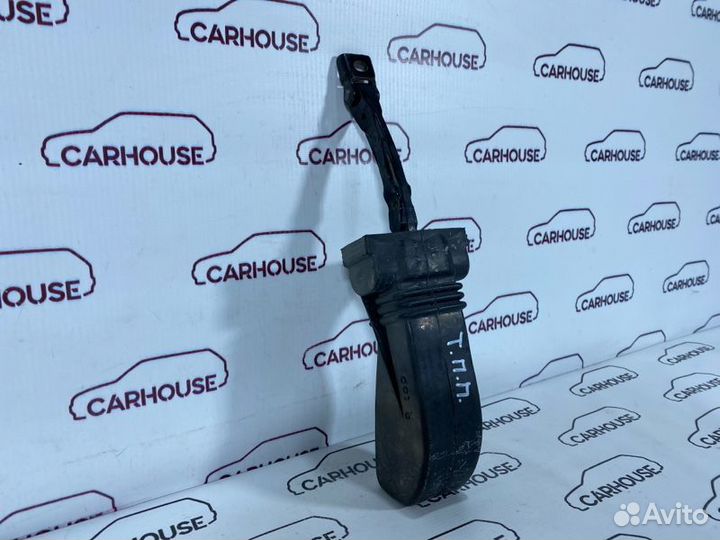 Ограничитель двери передний правый Volkswagen