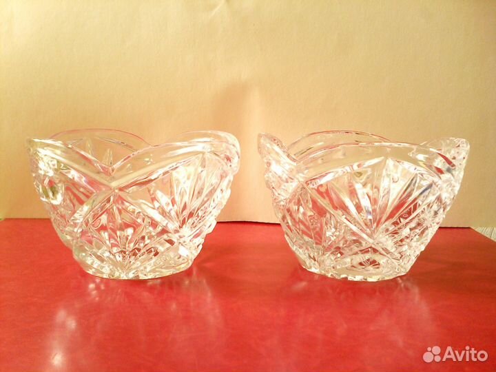 Вазы, тарелки