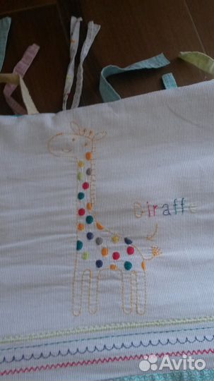 Бампер Mothercare на детскую кроватку