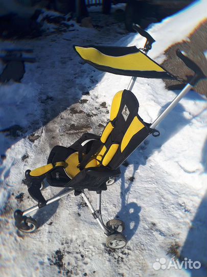 Прогулочная коляска