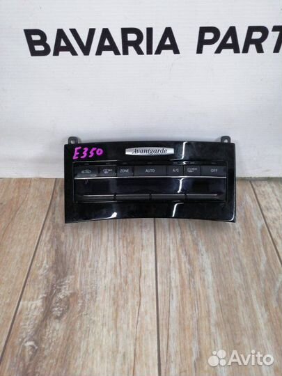 Блок управления климатом Mercedes E W212 3.5 2010