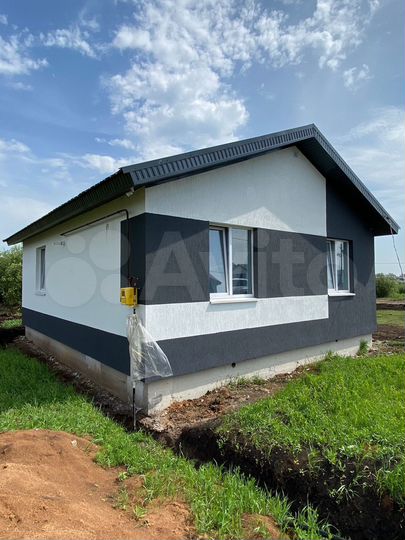 Коттедж 75 м² на участке 8 сот.