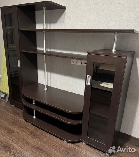 Тумба под телевизор