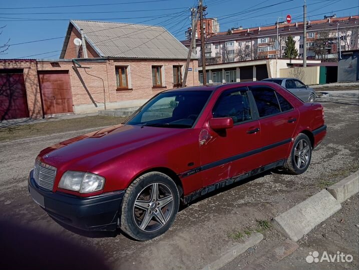 Mercedes-Benz C-класс 1.8 МТ, 1994, 276 000 км