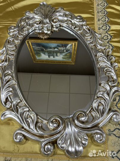 Зеркало настенное