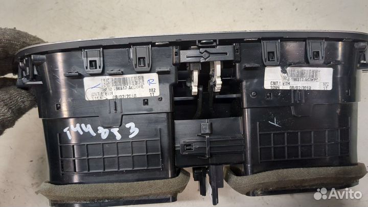 Дефлектор обдува салона Ford Focus 4 2018, 2018