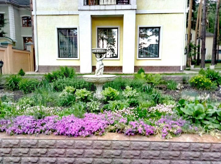 Коттедж 284 м² на участке 15 сот.