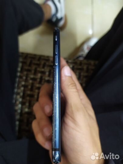 Телефон iPhone 7 32гб