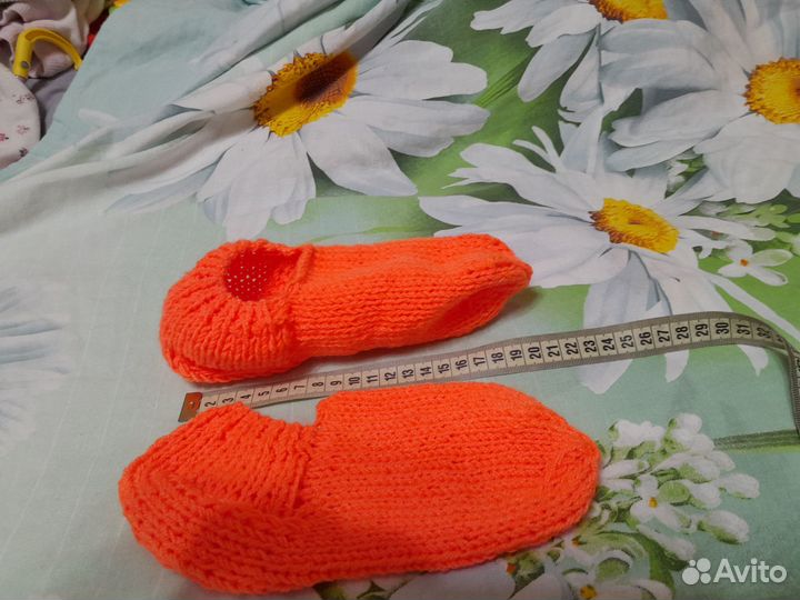 Носки и тапочки вязаные ручной работы