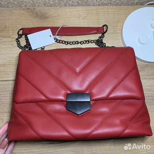 Сумка красная новая