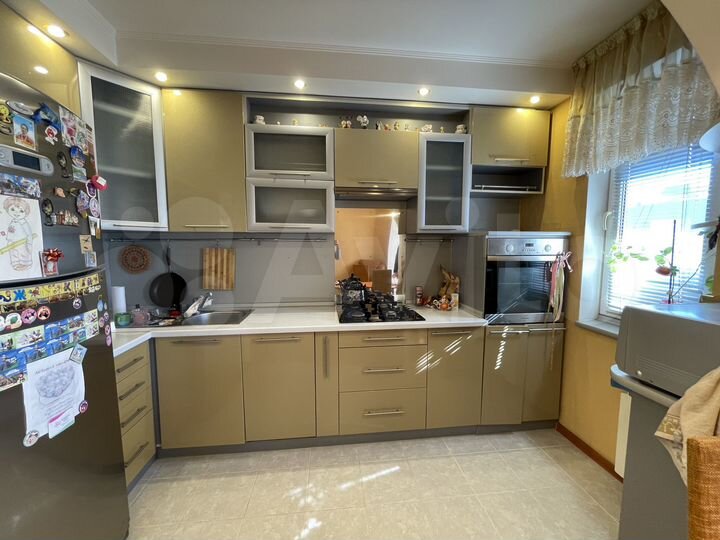 3-к. квартира, 96,4 м², 10/11 эт.