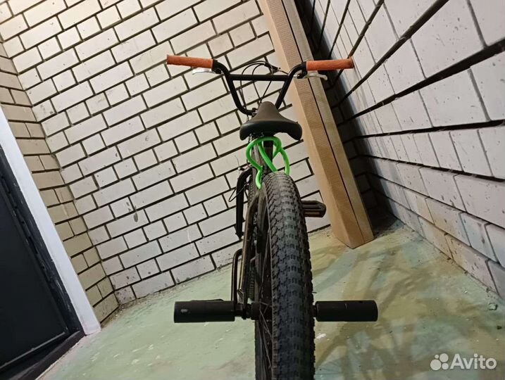 Велосипед BMX Madness 2