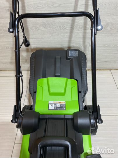 Газонокосилка электрическая Greenworks LM200