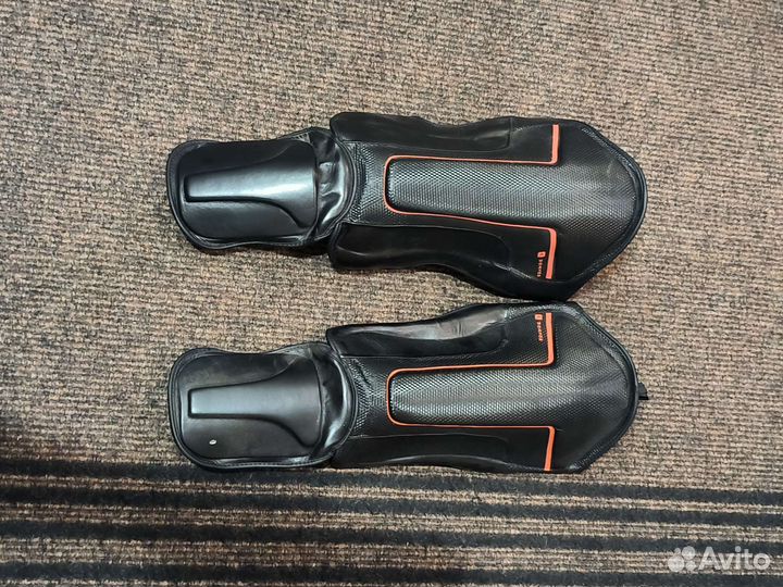 Защита голени и стоп. Щитки