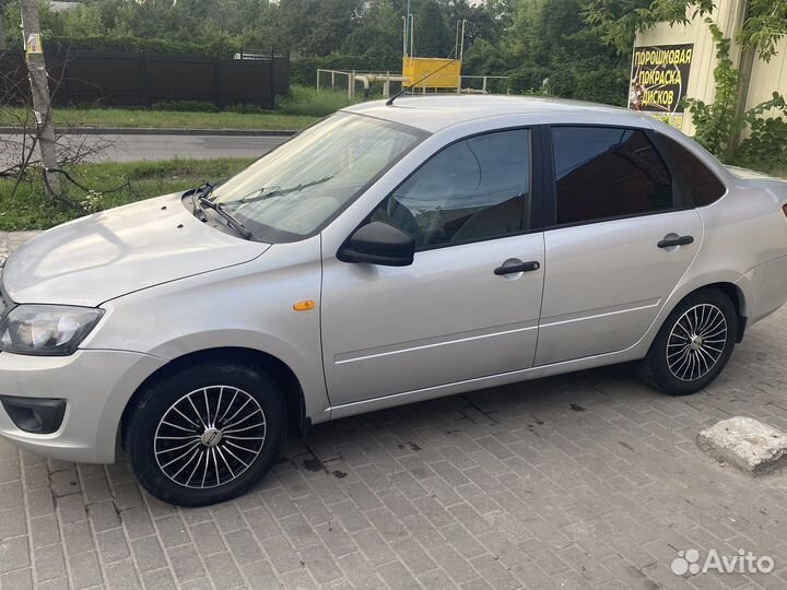 LADA Granta 1.6 МТ, 2017, 165 000 км