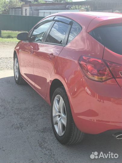 Opel Astra 1.4 AT, 2011, 150 000 км